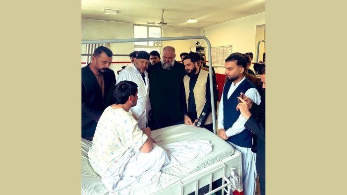 afghan cricketers visit kabul attack victims in hospital